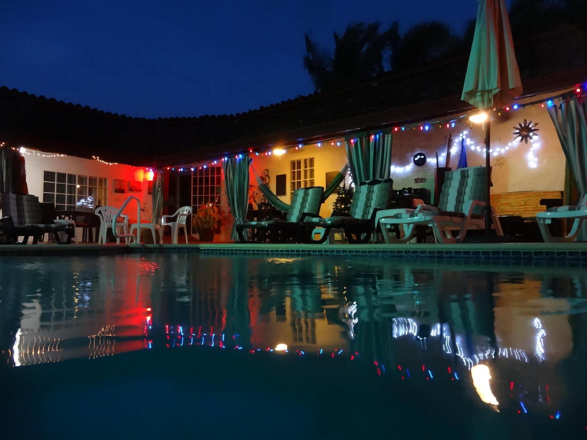 Villa Botero By Casa Mojito サンタ・クララ エクステリア 写真